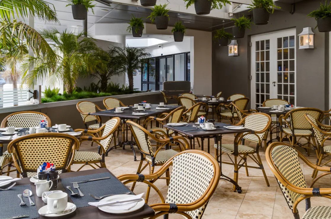 Protea Hotel Cape Town Sea Point thumbnail 3